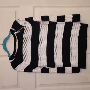 Michael Kors black and white 3/4 sleeve lightweight sweater